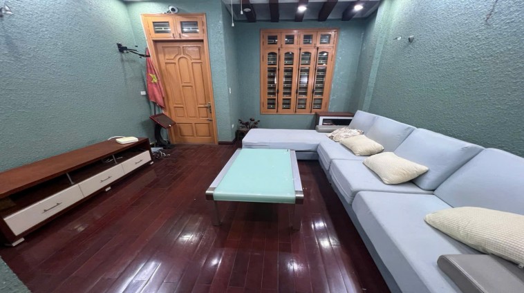 Cho kinh doanh các mặt hàng sạch sẽ ngõ ô tô Phố Ngụy Như Kom Tum 5 tầng, 50m2, 35 Triệu